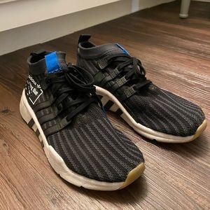 Adidas sneakers in size 9 (Men’s)